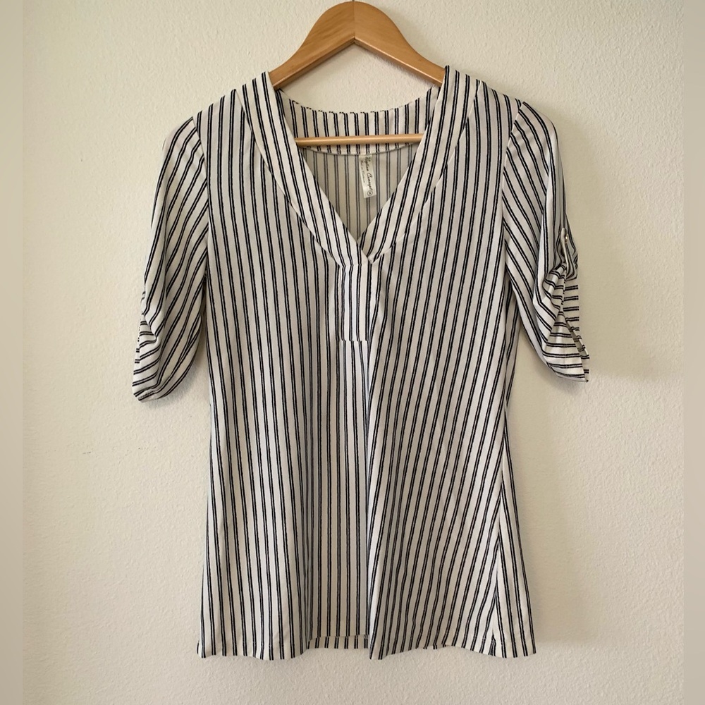 🌿 Perception Concepts Striped V-Neck Women's Top